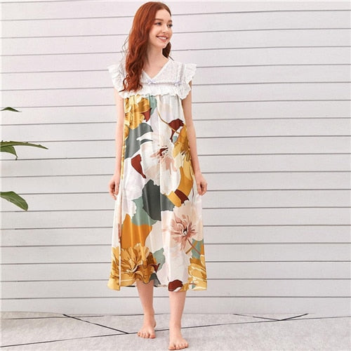 Large Floral Print Schiffy